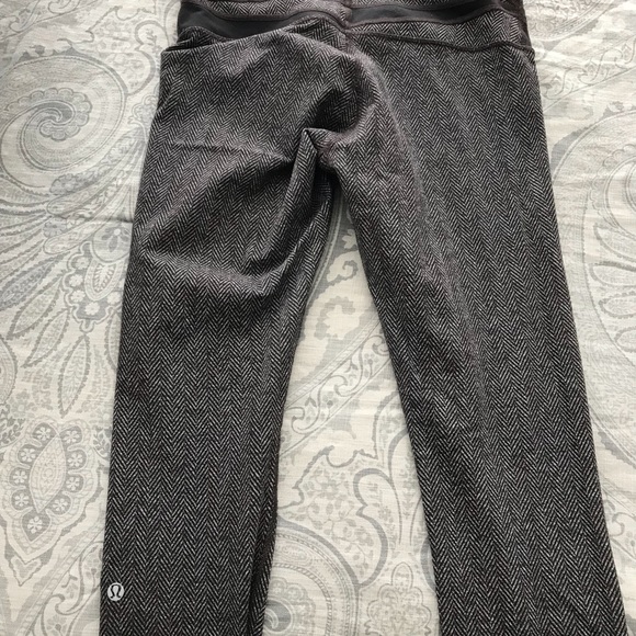 Lululemon Herringbone Leggings - Picture 3 of 4